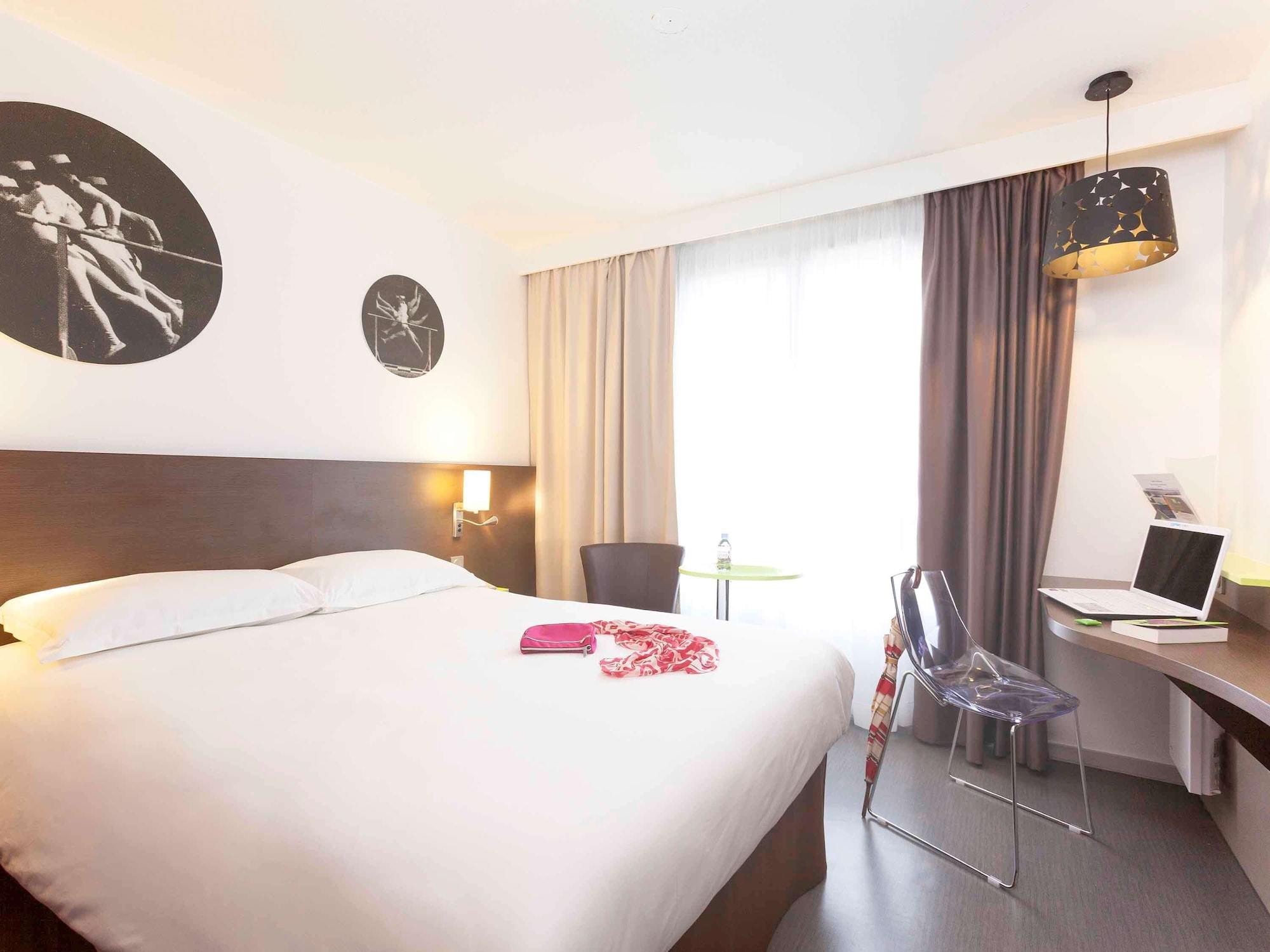 Ibis Styles Centre 3*